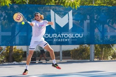 tsitsipas tennis academy mouratoglou