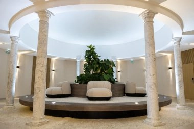 Accueil spa Cinq Mondes Mouratoglou Hotel & resort