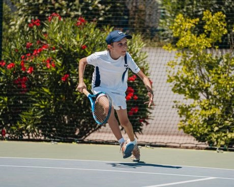 Tennis jeune course