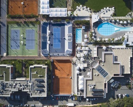 vue drone mouratoglou academy france cote d'azur