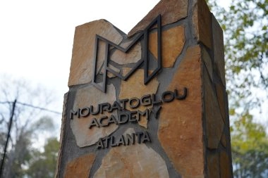 Stone totem at the entrance of Mouratoglou Academy Atlanta
