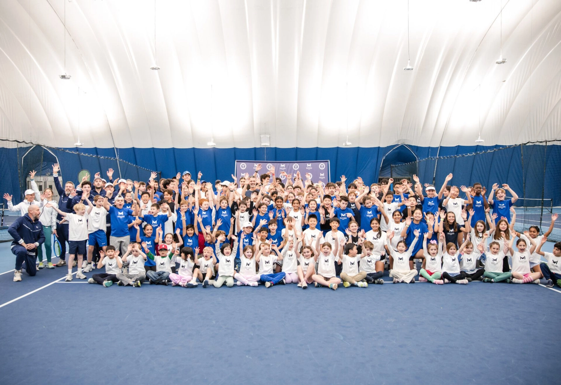 Group of junior players with Patrick Mouratoglou at Mouratoglou Tennis Center Boston