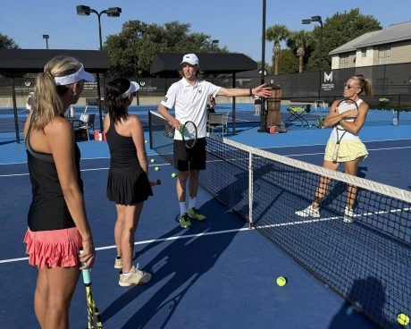 Andreas Seppi coaching players during an adult tennis clinic at Mouratoglou Tennis Center Horseshoe Bay.