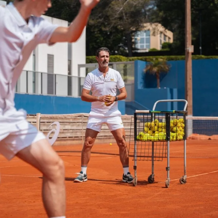 Patrick Mouratoglou stages coaching